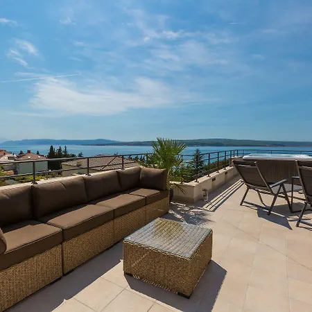 Faszienierendes Nur 100 Meter Zum Mit Jacuzzi, Sauna, Meerblick Appartement
