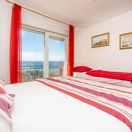 Faszienierendes Nur 100 Meter Zum Mit Jacuzzi, Sauna, Meerblick Apartman *