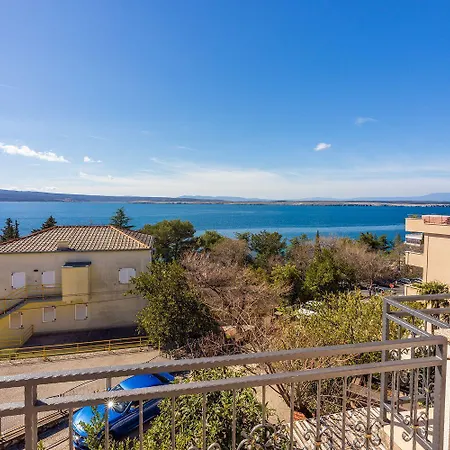 Faszienierendes Nur 100 Meter Zum Mit Jacuzzi, Sauna, Meerblick Apartmán Dramalj