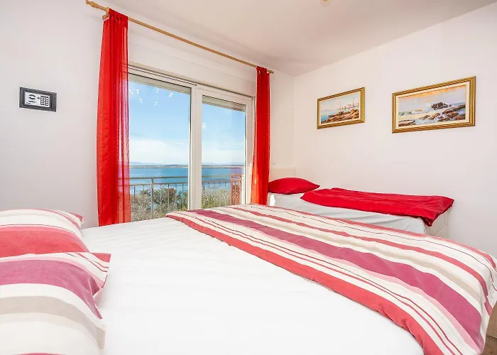 Faszienierendes Nur 100 Meter Zum Mit Jacuzzi, Sauna, Meerblick Apartman *