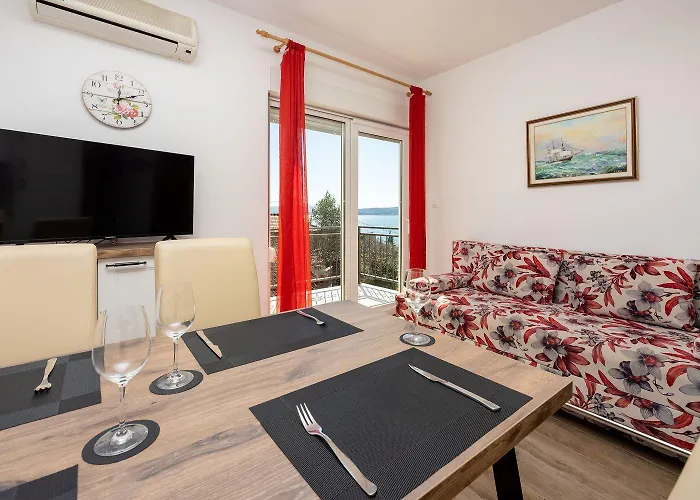 Faszienierendes Nur 100 Meter Zum Mit Jacuzzi, Sauna, Meerblick Apartman Dramalj