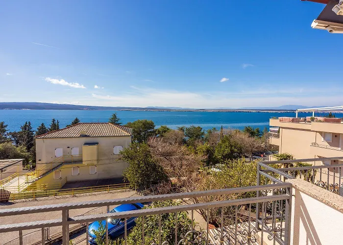 Faszienierendes Nur 100 Meter Zum Mit Jacuzzi, Sauna, Meerblick Apartman Dramalj