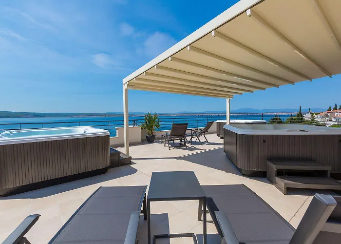 公寓 Faszienierendes Nur 100 Meter Zum Mit Jacuzzi, Sauna, Meerblick *